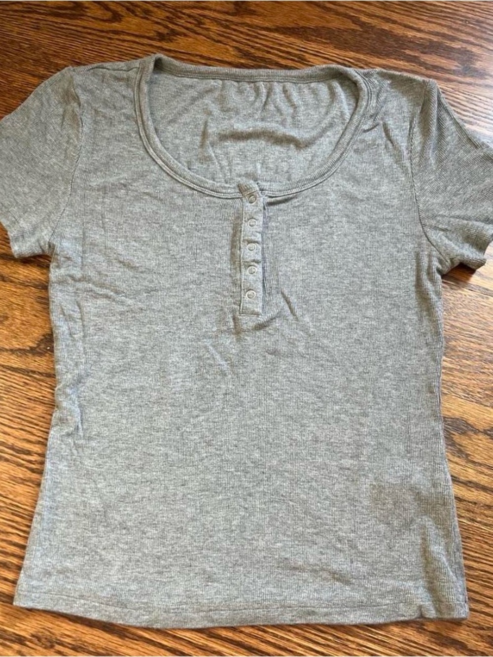 Classic Ribbed Henley Tee - Gray